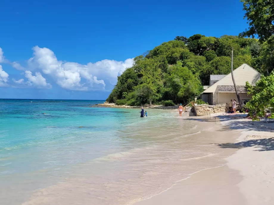 Baie de Long, site de plongée en apnée