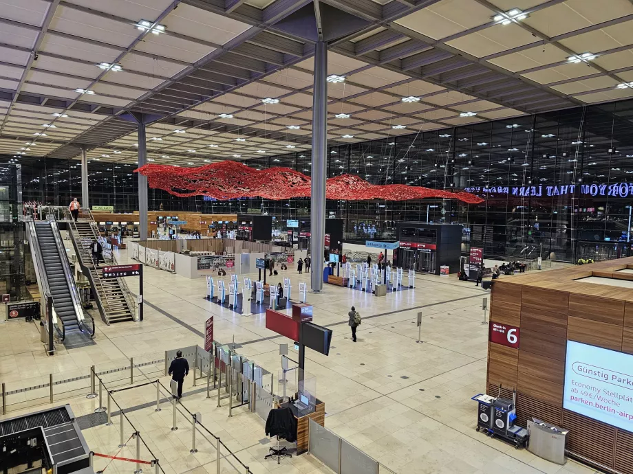 Hall des départs, Terminal 1