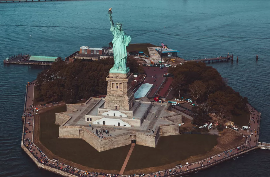 Vue aérienne de la Statue de la Liberté