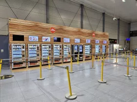 Distributeurs automatiques au terminal 2