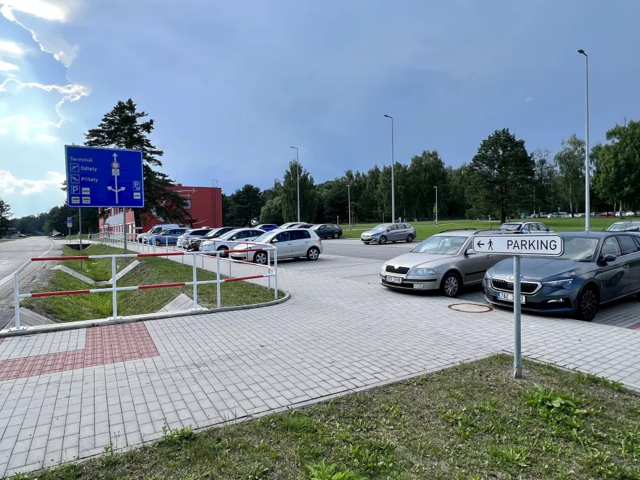 Parking de l'aéroport de České Budějovice