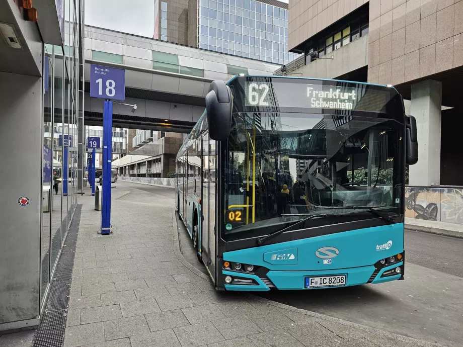 Gare routière, terminal 1, FRA