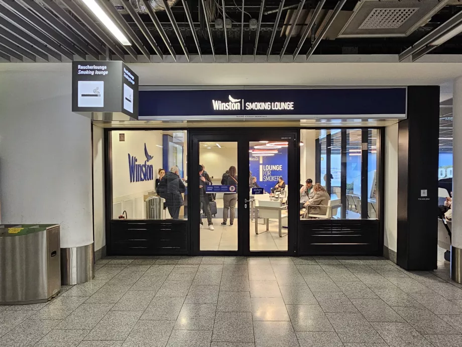 Chambres fumeurs, aéroport de Francfort