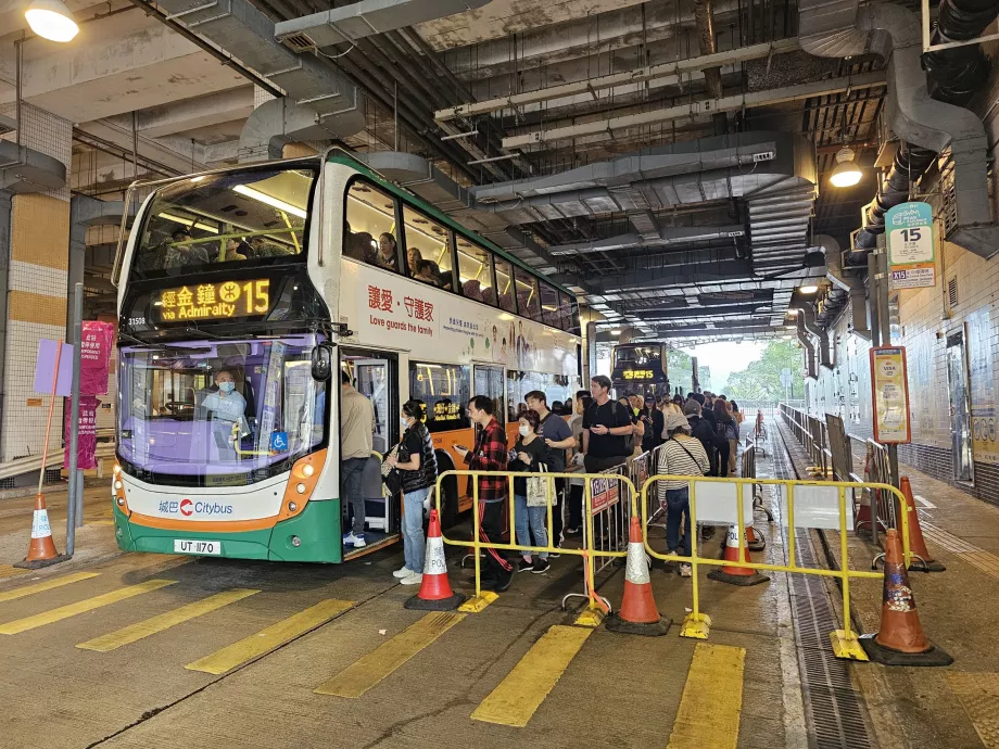 Bus 15, Victoria Peak