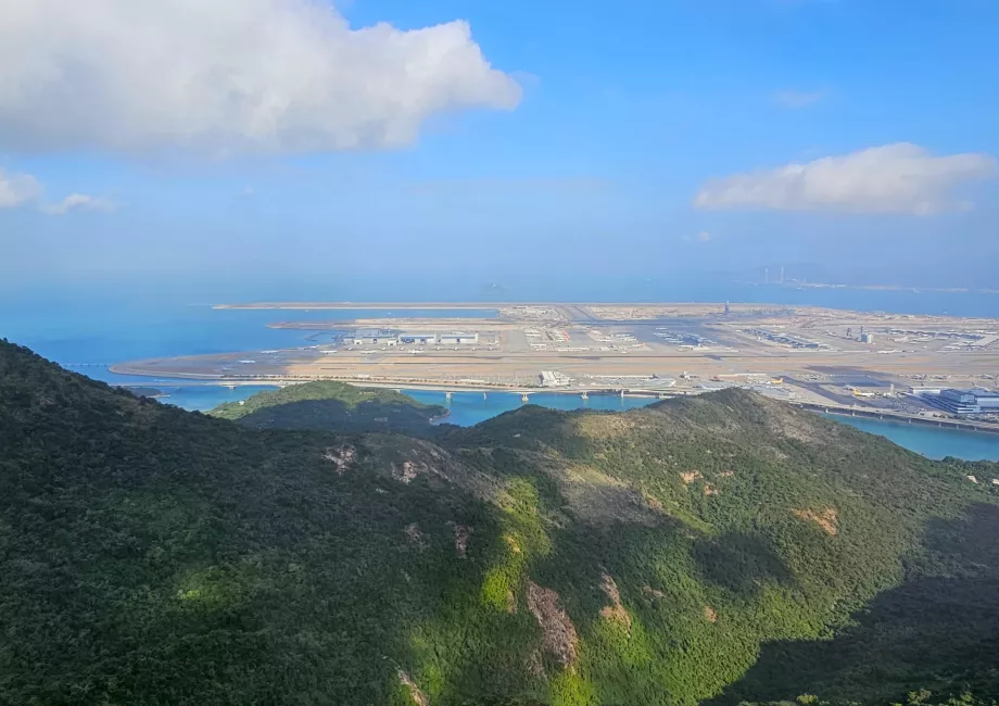 Vue depuis le téléphérique de l'aéroport HKG