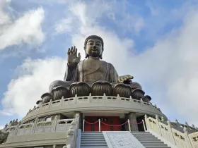 Le Grand Bouddha