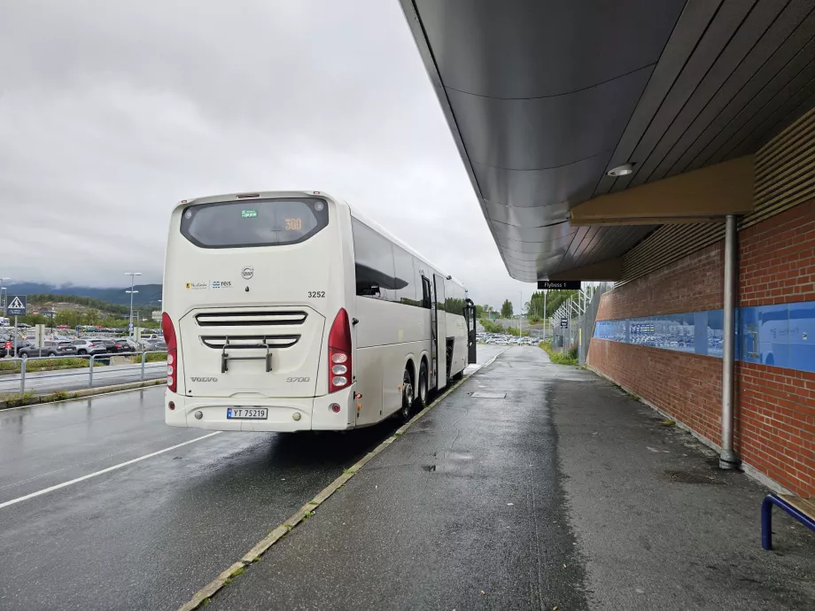 Arrêt de bus 300