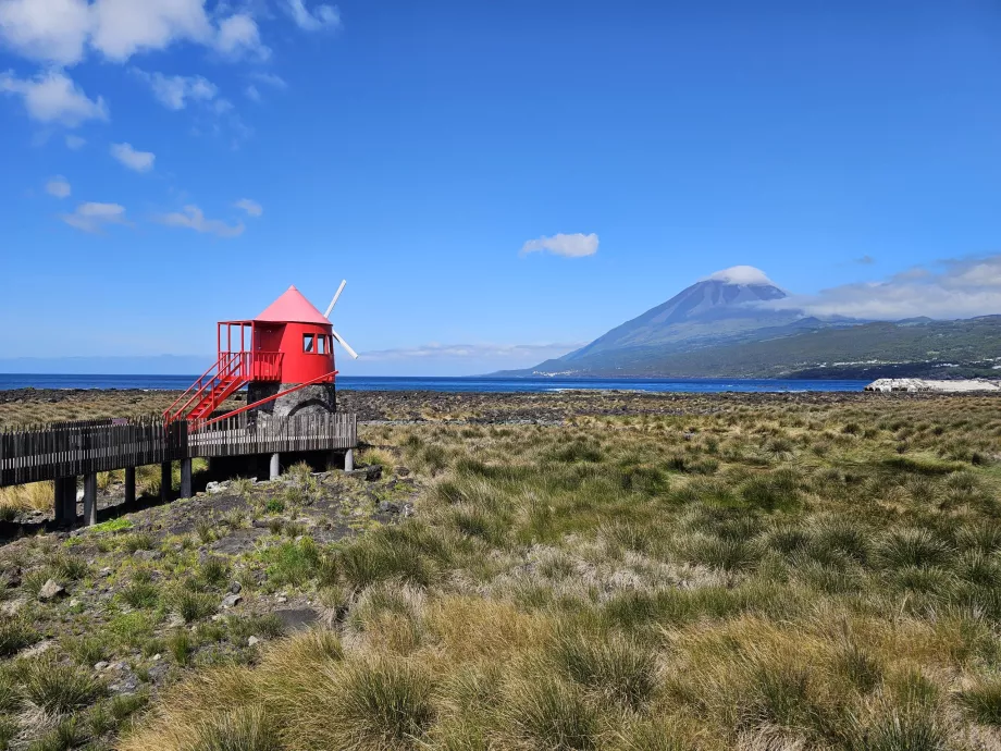 Moulin à vent de Lajes