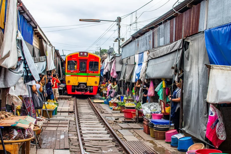 Maeklong