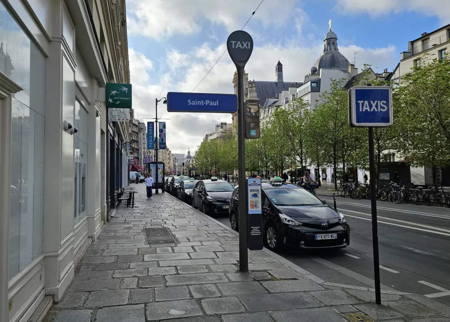 Taxi à Paris