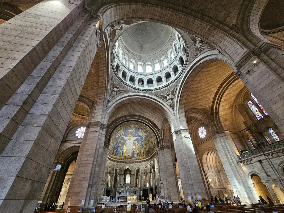 Intérieur de la basilique du Sacré-Cœur