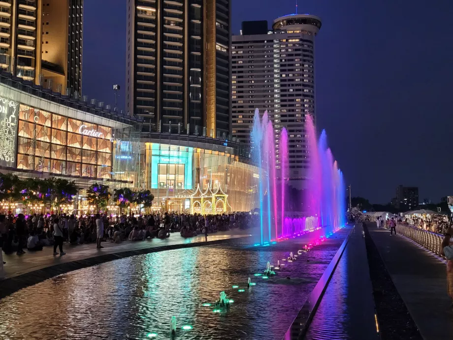 Fontaine à Iconsiam