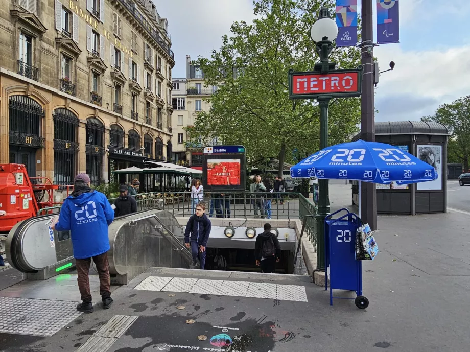 Entrée de la station de métro