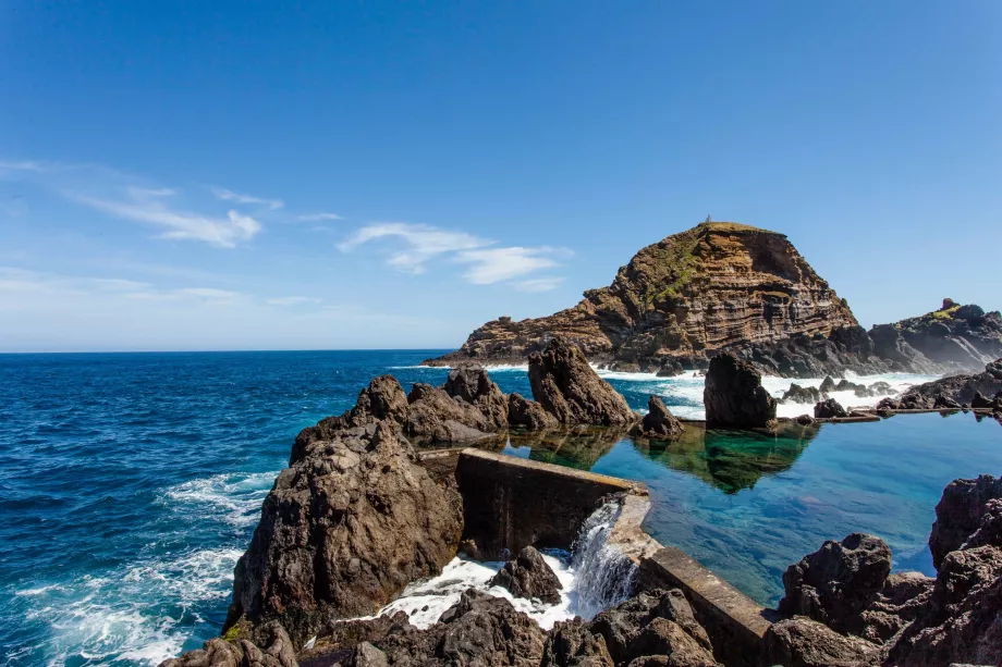 Piscine naturelle de Porto Moniz