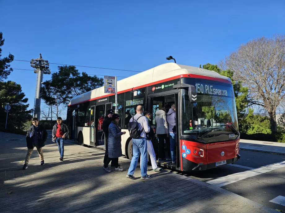 Bus 150 sur la colline de Montjuic