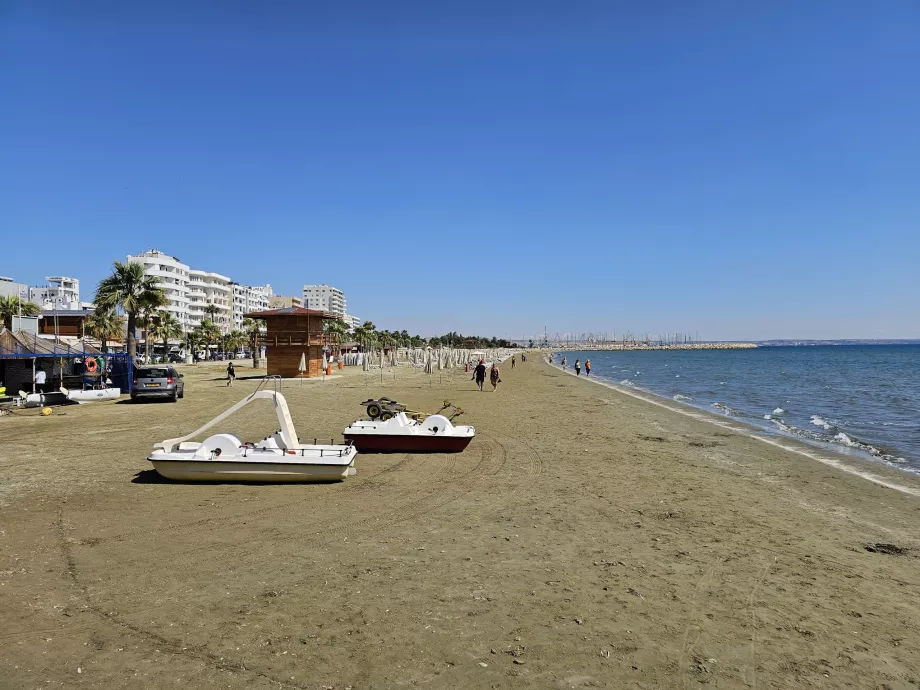 Principale plage de Larnaca