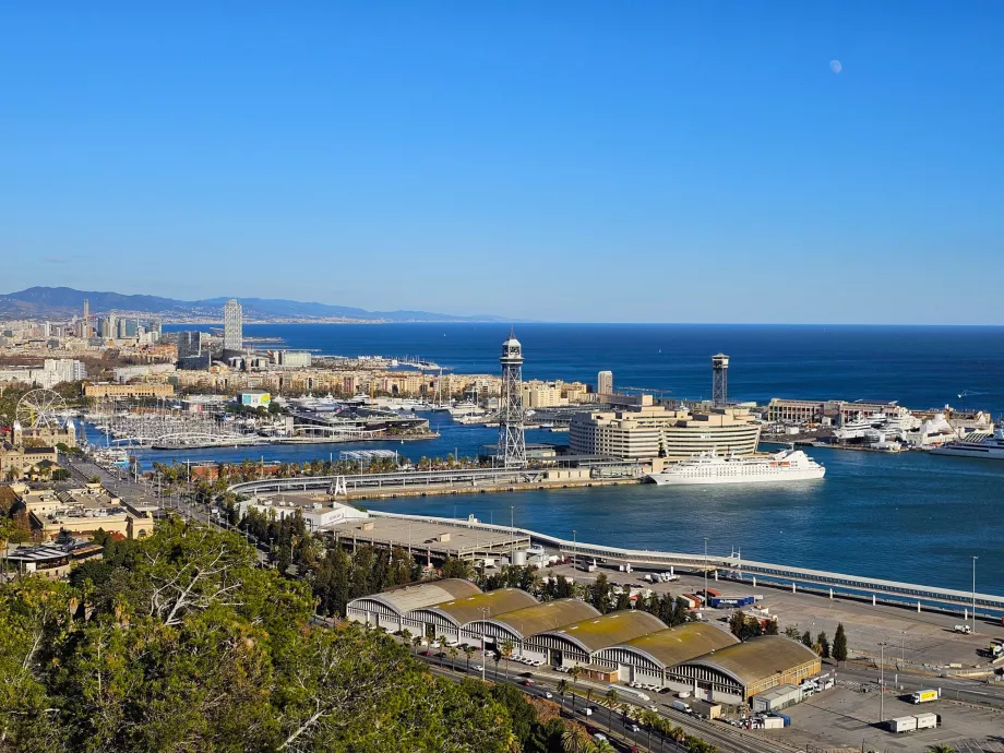 Vue de Barcelone depuis le parc Montjuïc