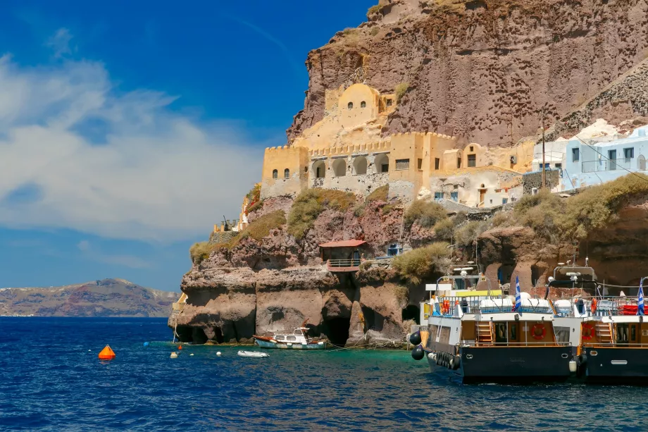 Vieux port de Fira