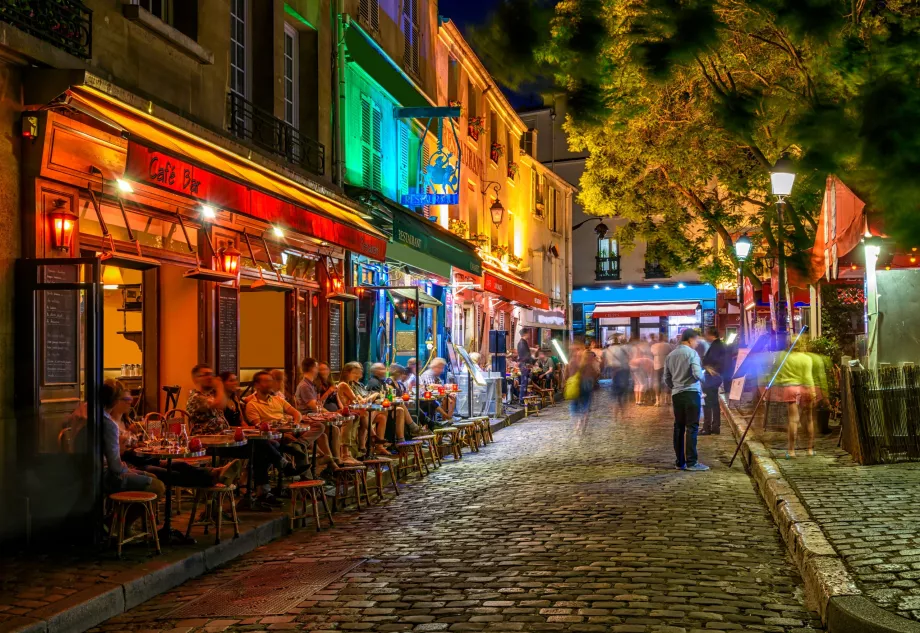 Vie nocturne à Montmartre