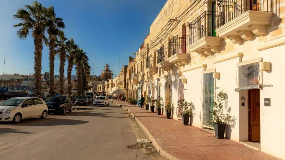 Marsaxlokk promenade