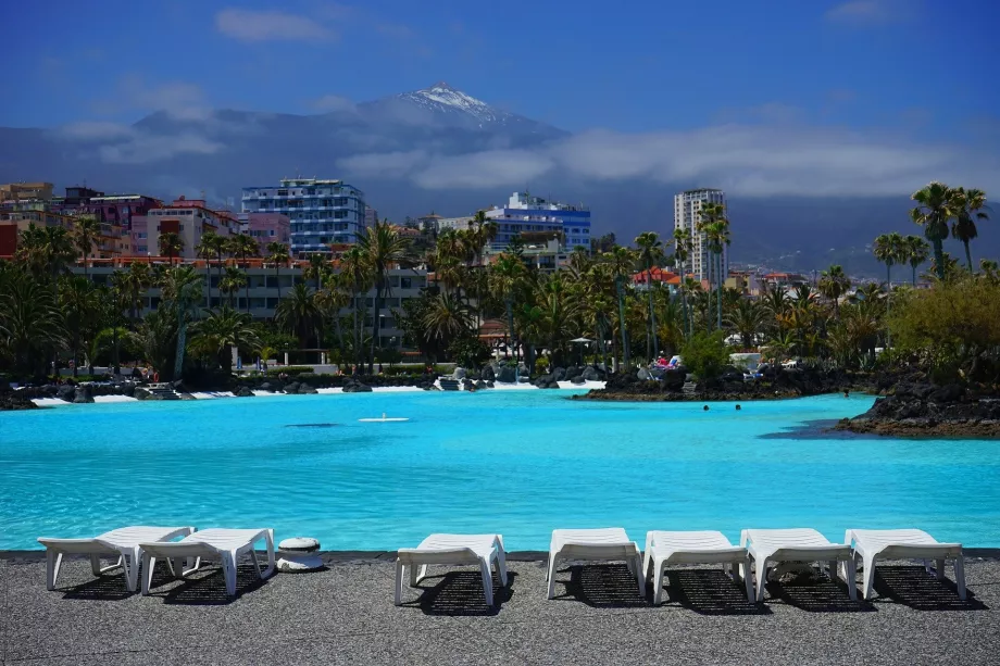 Piscine à Puerto de la Cruz