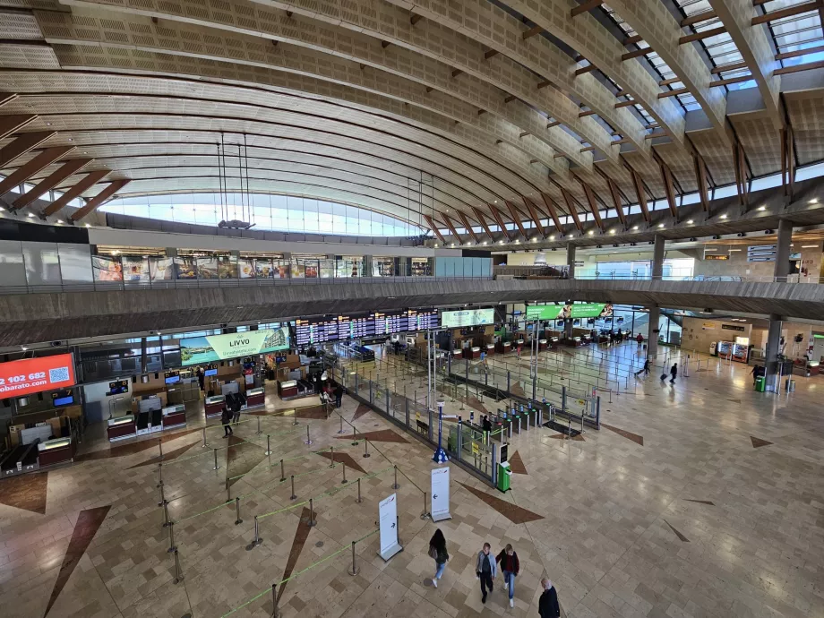 Hall d'embarquement de l'aéroport de Tenerife Norte