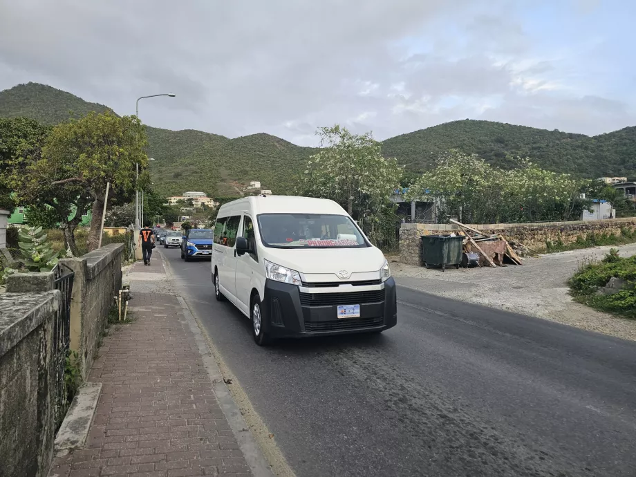 Minibus à Saint-Martin