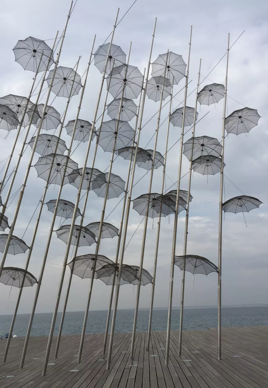 Sculpture de parapluies