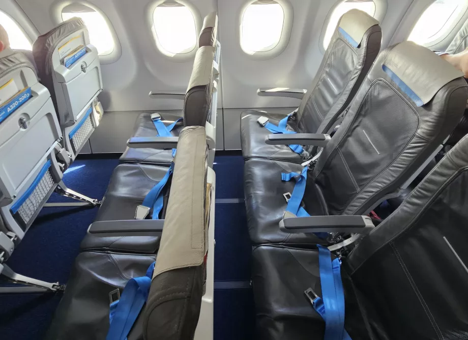 Sièges en classe économique, Airbus A320