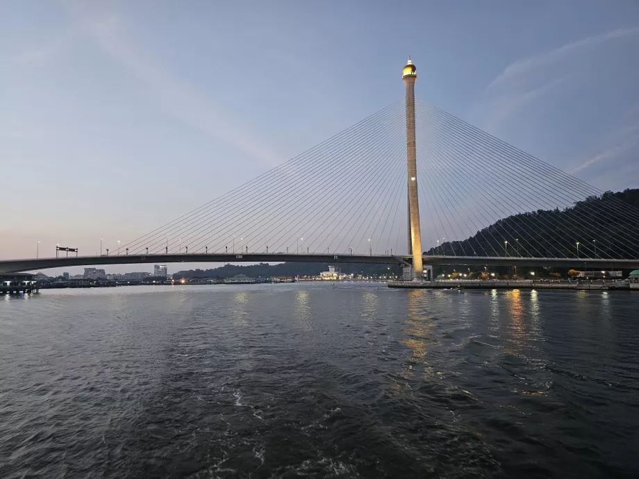 Pont du soir Raja Istani