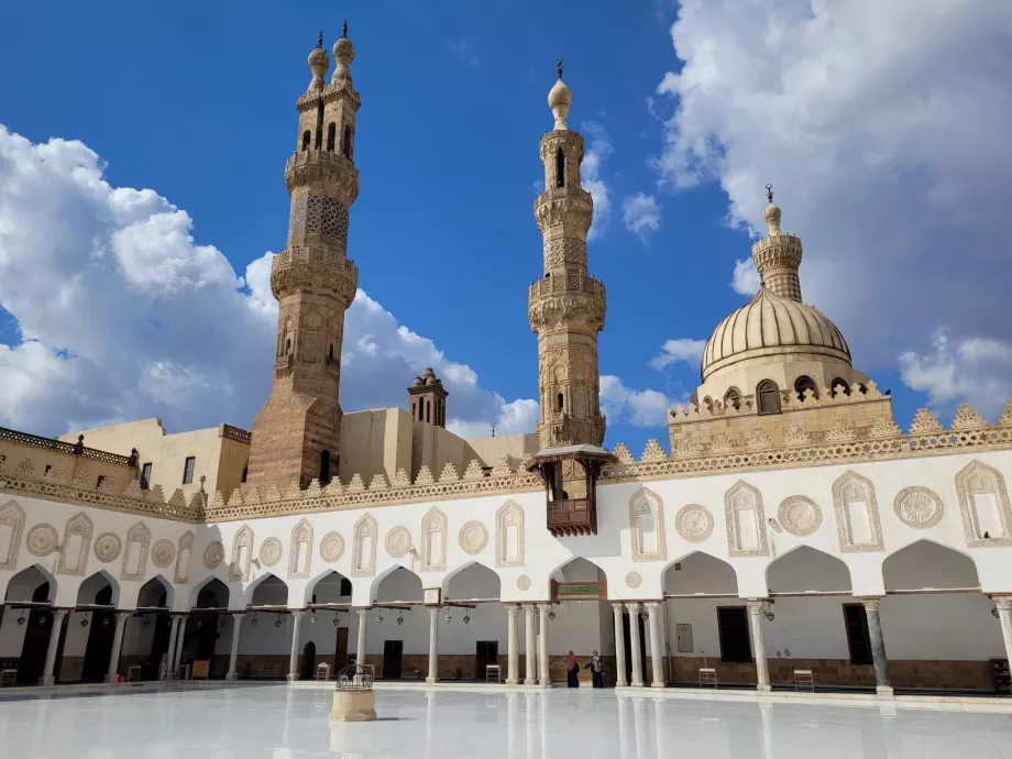 Mosquée Al-Azhar, Le Caire