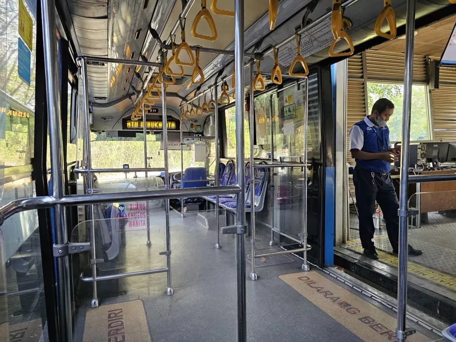 Bus TransJakarta