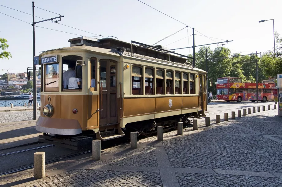 Tram historique