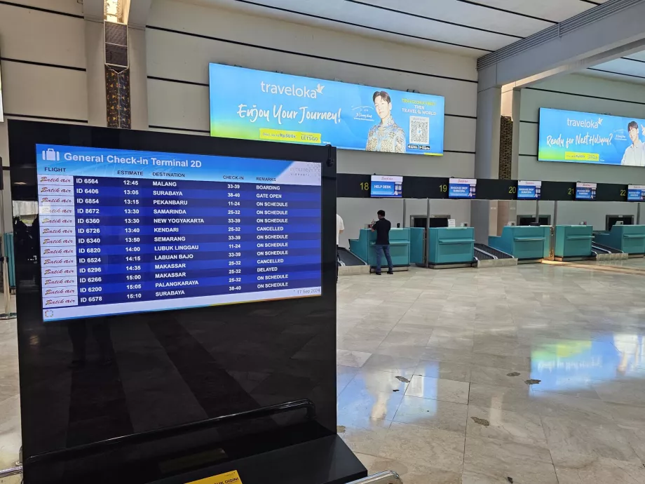 Enregistrement à l'aéroport CGK de Jakarta