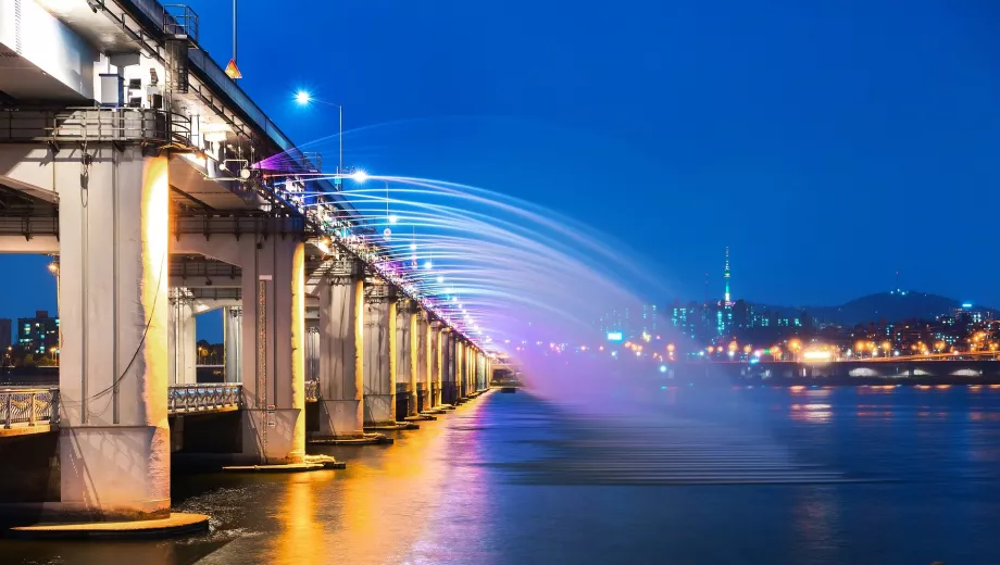 Pont de Banpo