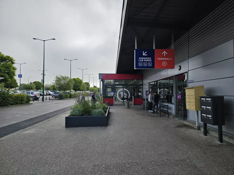 Terminal 2, aéroport BVA