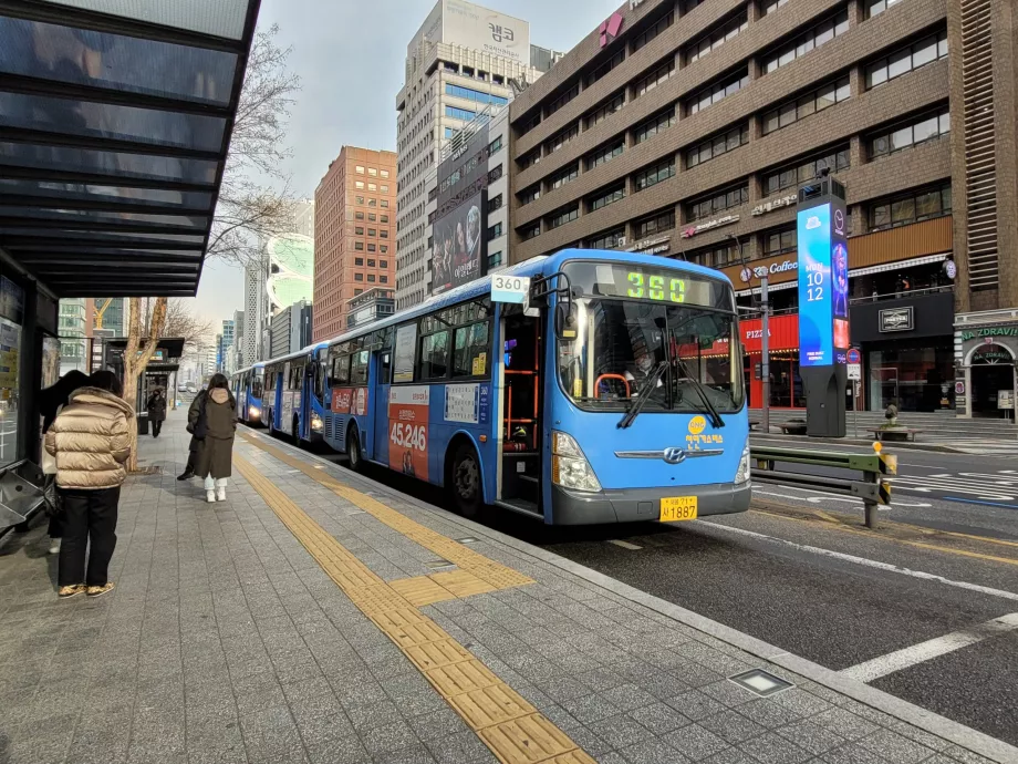 Bus bleu, Séoul