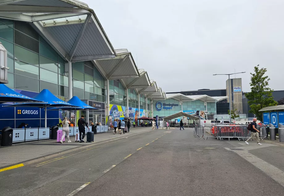 arrivée par l'aéroport de Birmingham