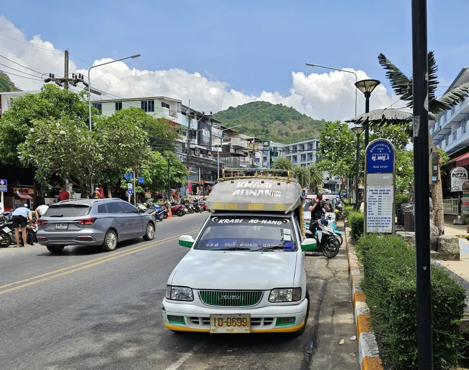 Songthaew contre Ao Nang