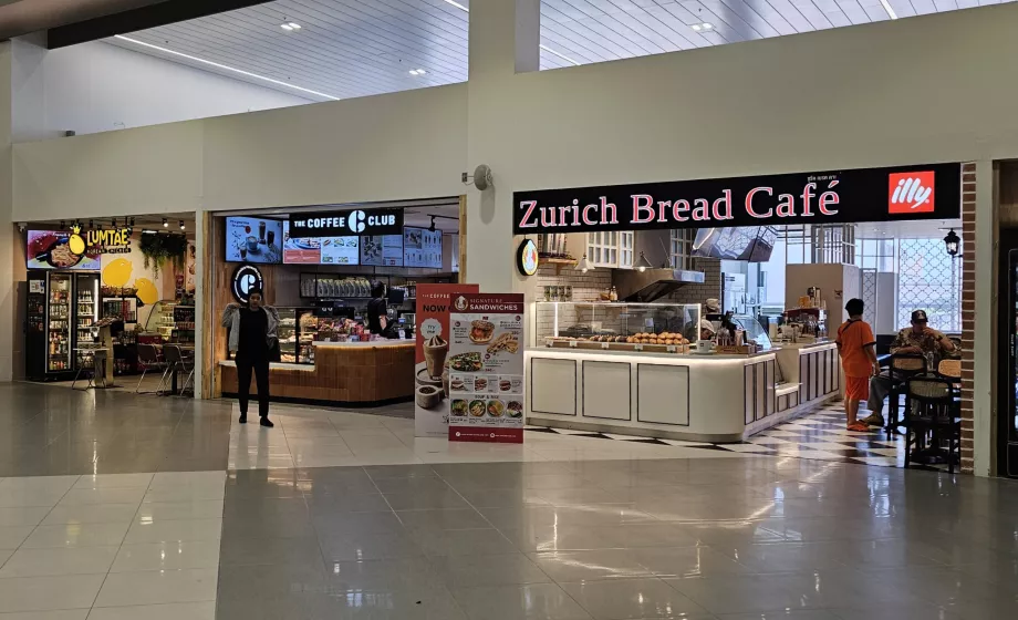 Cafés in the departure hall (public area)