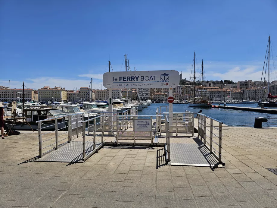 Embarcadère du ferry via le Vieux Port