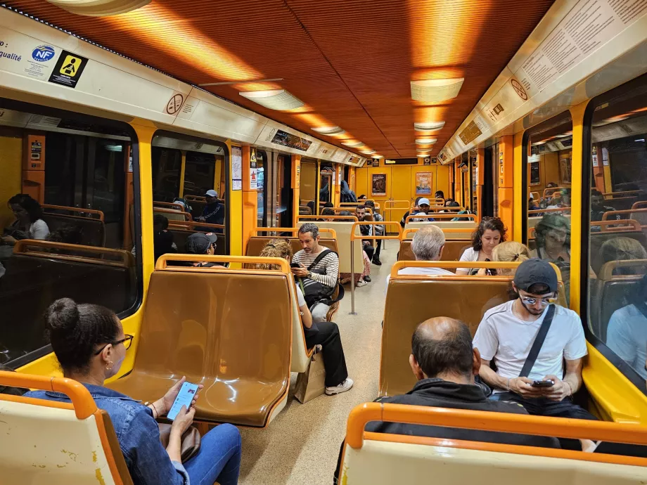 Intérieur du métro