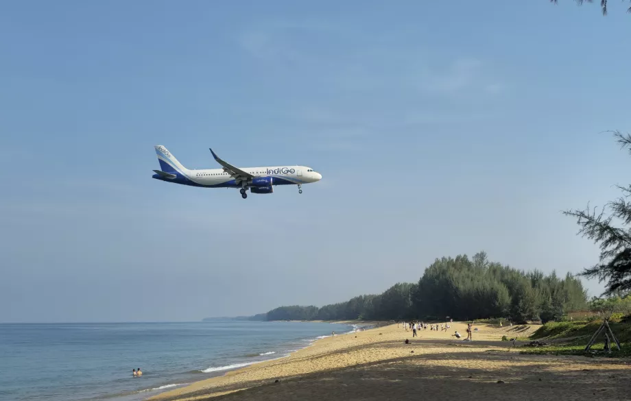 Plage de Mai Khao