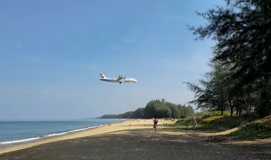 Bangkok Airways au-dessus de Mai Khao