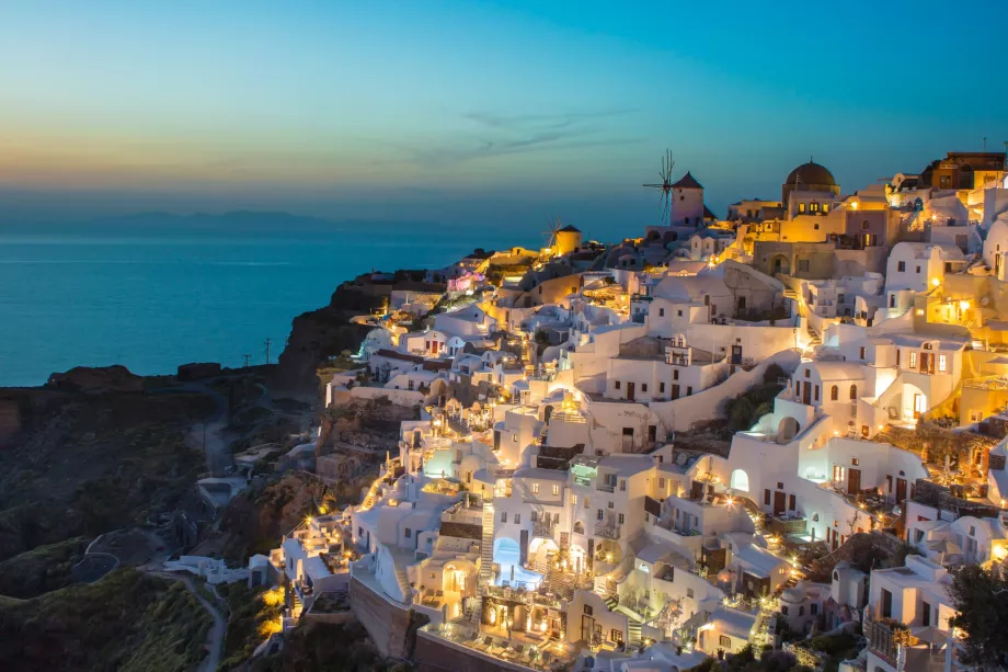 Nuit à Oia