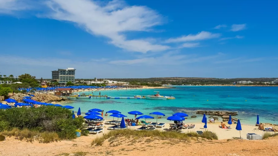 Plage de Makronissos