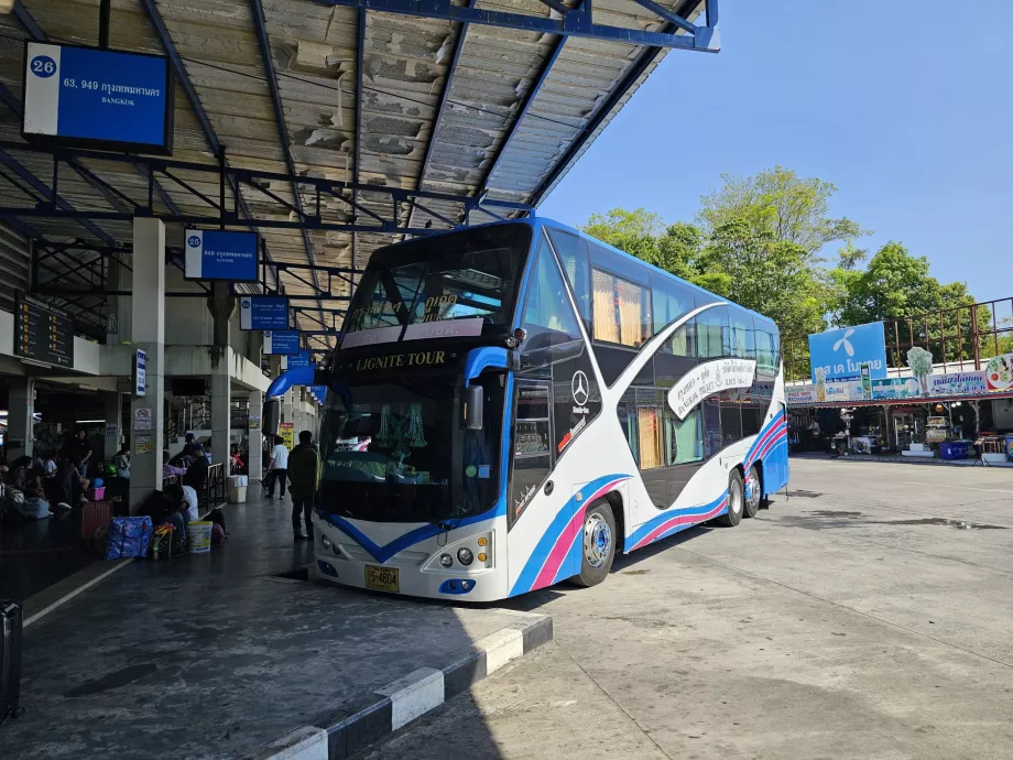 Terminal d'autobus 2, bus pour Bangkok