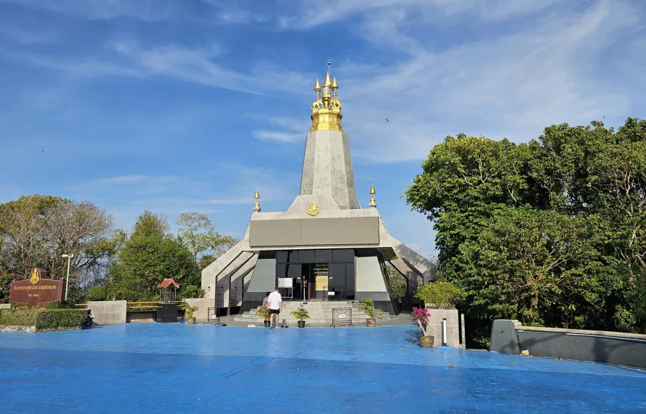 Phare sur le cap Phromthep