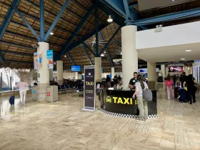 Stand officiel de TAXI à l'aéroport de PUJ