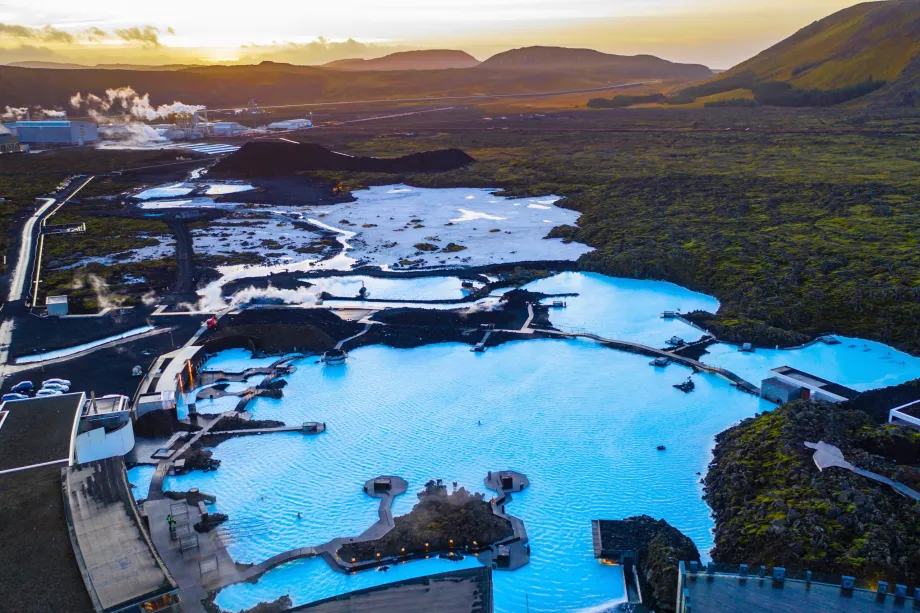 Vue du lagon bleu depuis le ciel